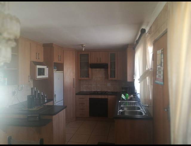 4 BEDROOM HOUSE SOLD IN SOSHANGUVE DD